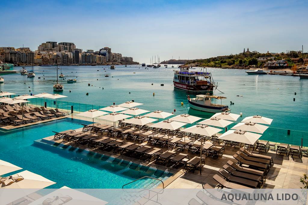 115 The Strand Hotel & Suites