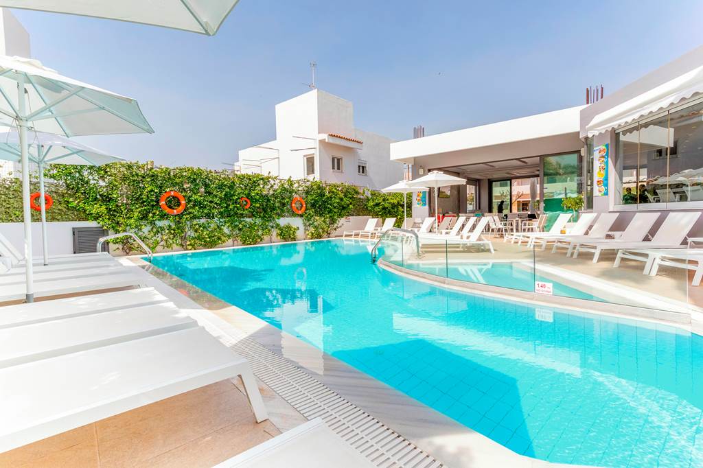 Agrelli Hotel & Suites