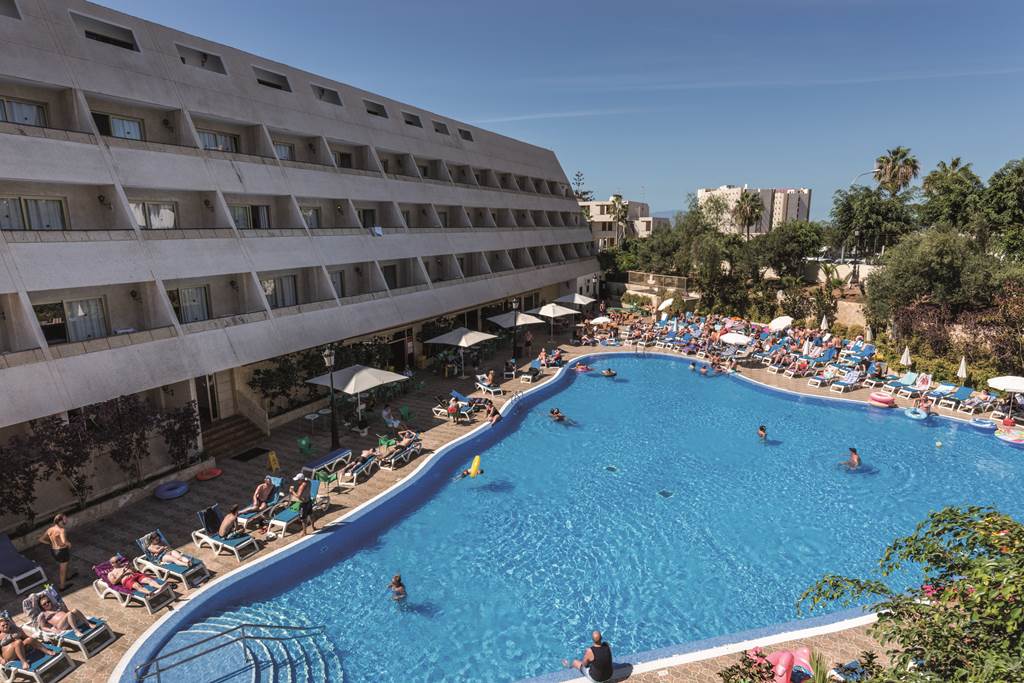 Aparthotel Las Piramides