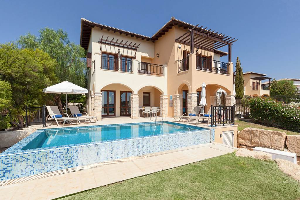 Aphrodite Hills - Junior Two Bedroom Villa with Private Pool