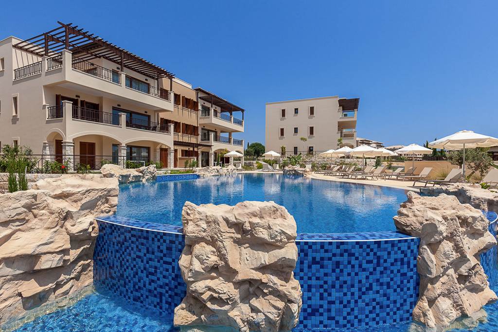 Aphrodite Hills - Premium Serviced Two Bedroom Apartment