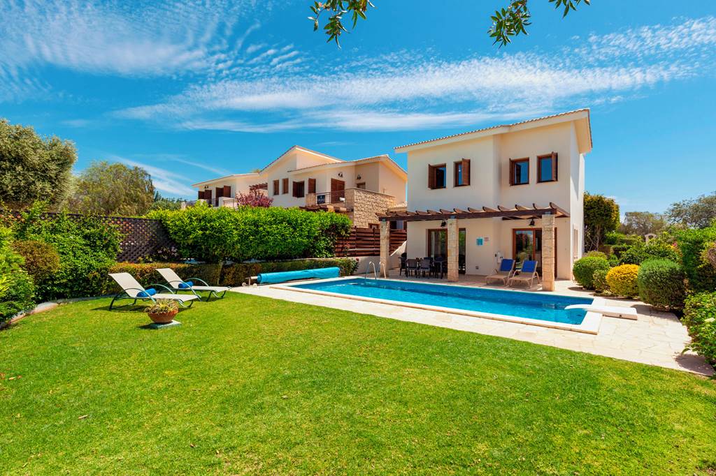 Aphrodite Hills - Three Bedroom Junior Villa with Private Pool Villa Cypris J005