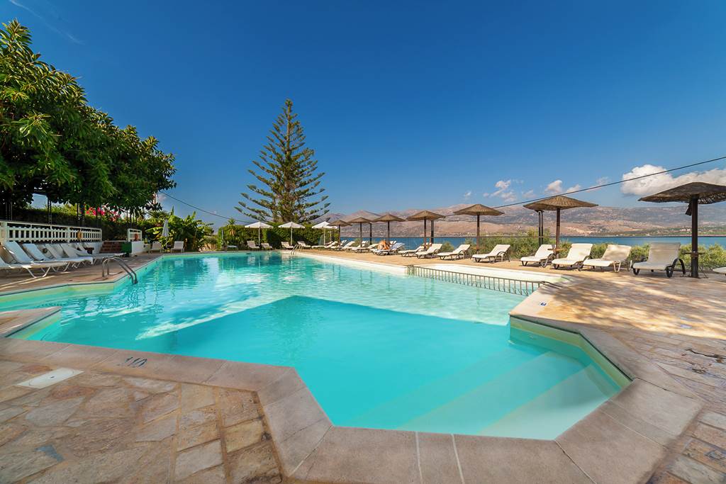 Apolafsi Studios & Apartments