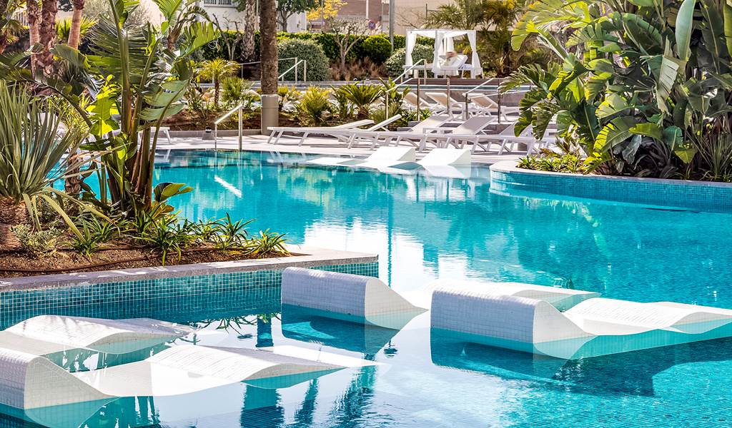 AQUA Hotel Silhouette & Spa