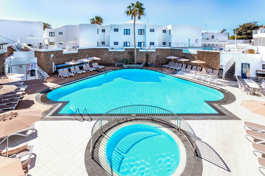 Aqua Suites Boutique Hotel