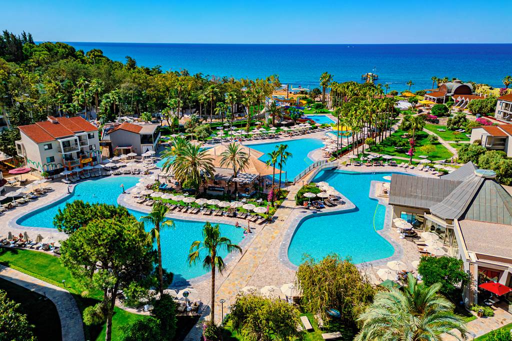 Arum Barut Collection