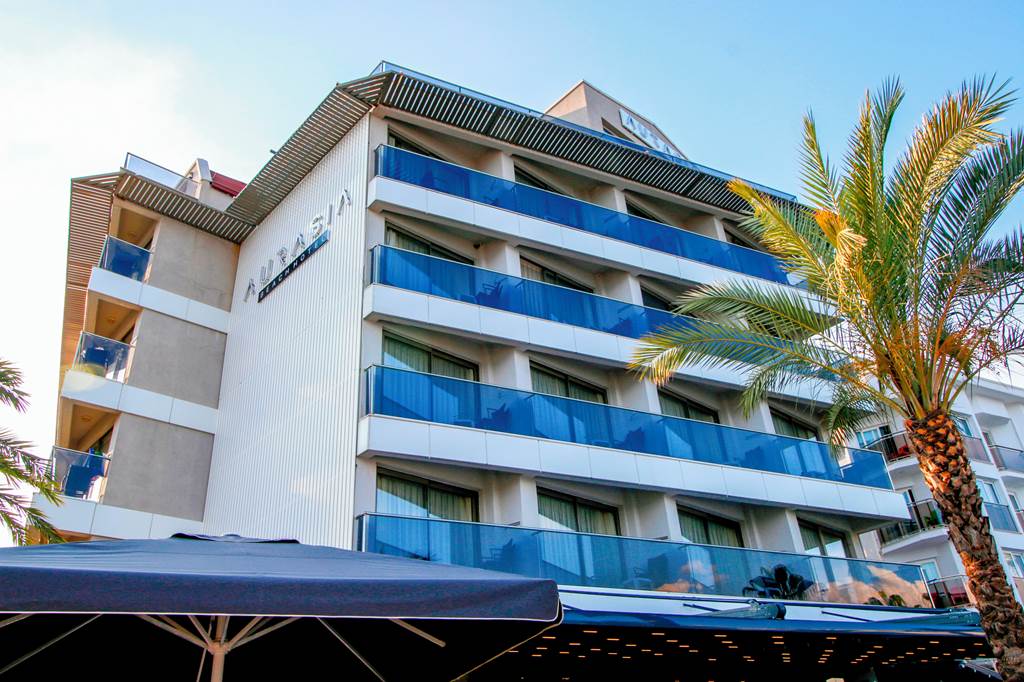 Aurasia Beach Hotel