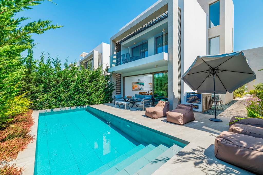 Azure Seaview Ruby Villa