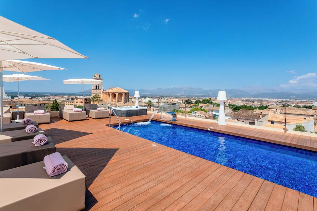 Can Ribera by Zafiro