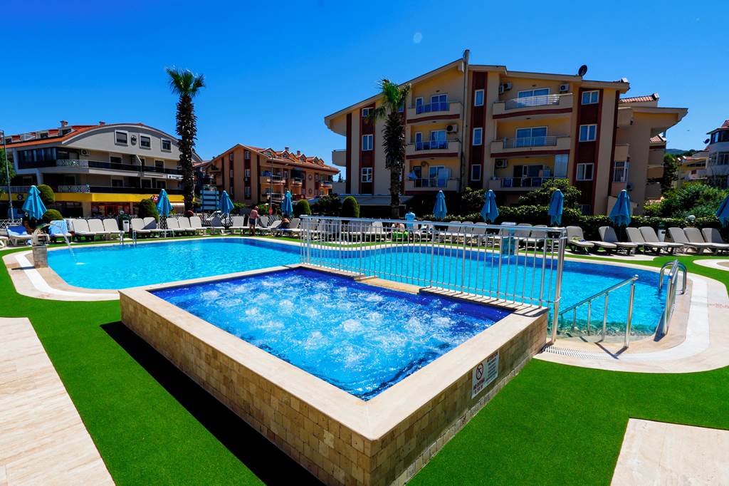 Club Likya Apartments