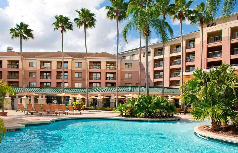 Courtyard Orlando Lake Buena Vista in the Marriott Village