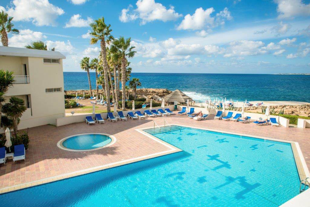 Cynthiana Beach Hotel