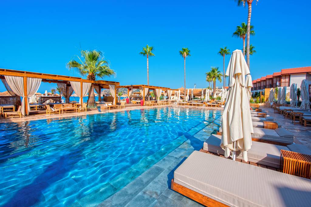 Day One Beach Resort & Spa