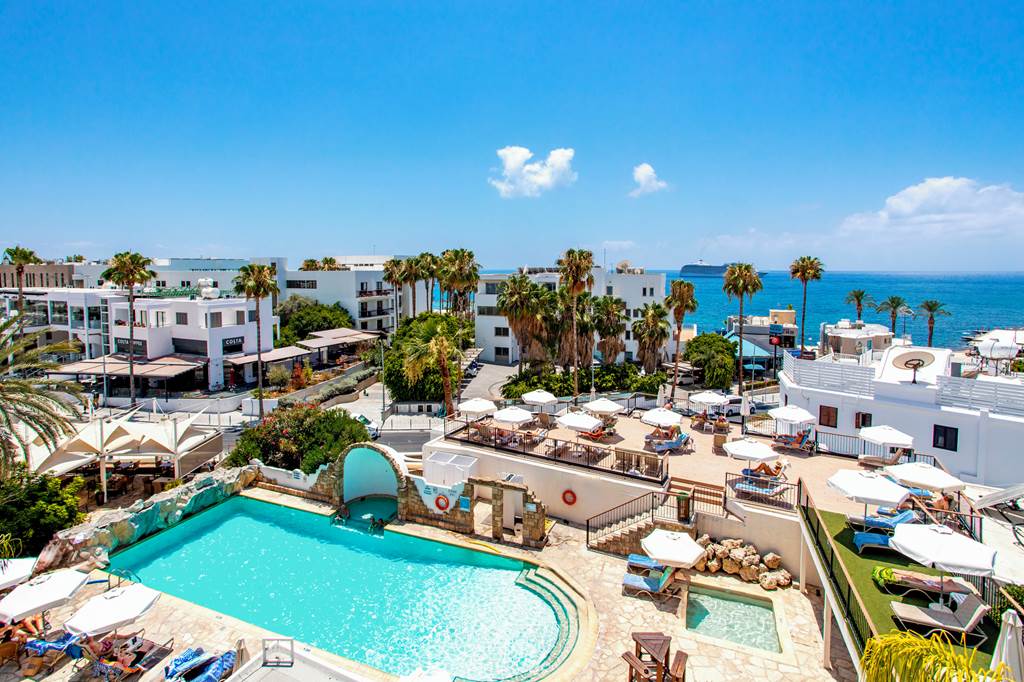 Dionysos Central Hotel