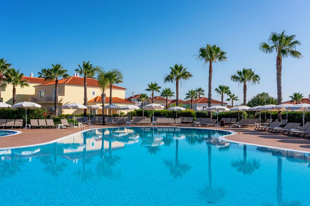 Eden Villas & Apartments