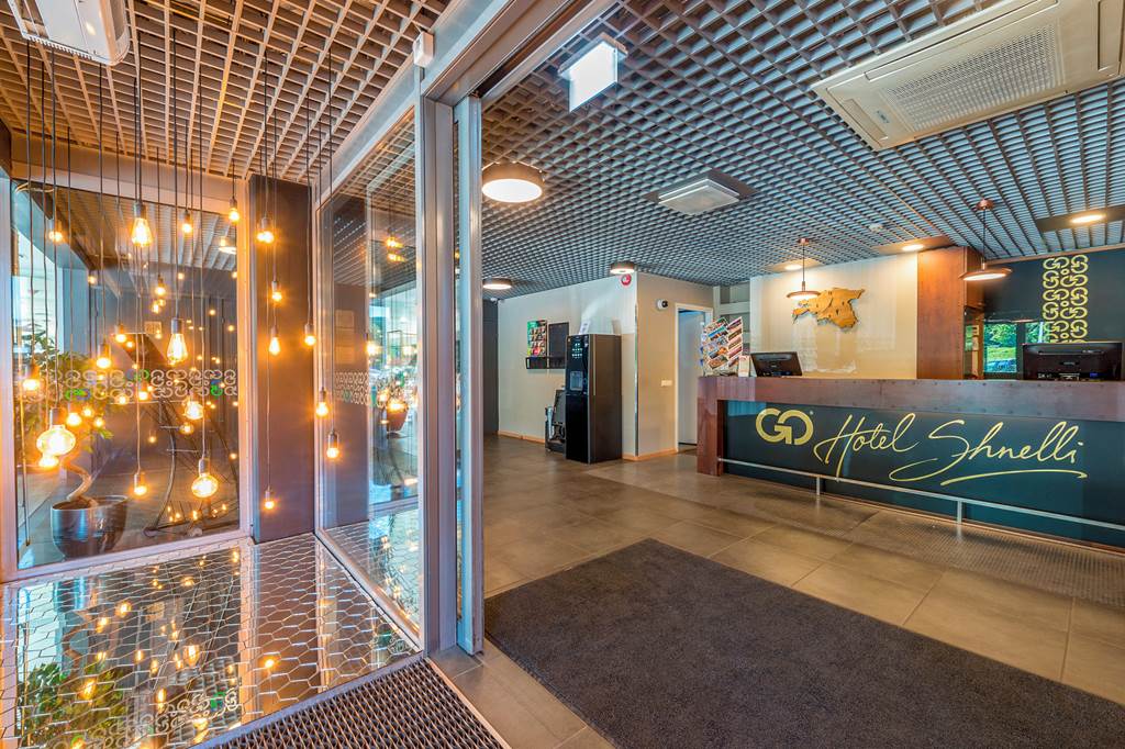 Go Hotel Shnelli