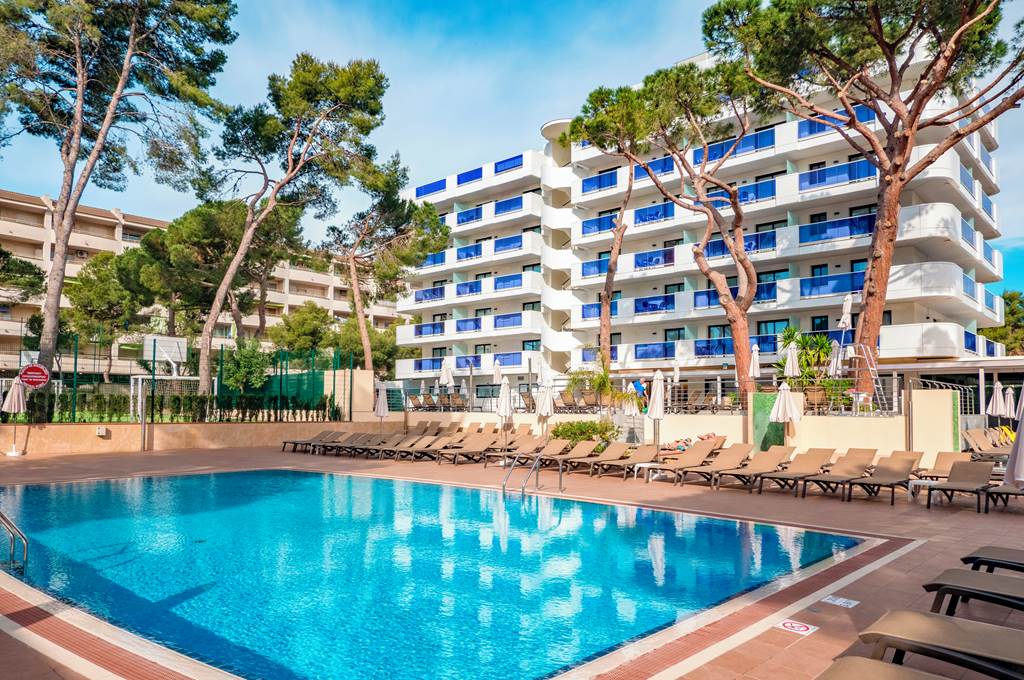 Golden Port Salou & Spa & PortAventura Theme Park