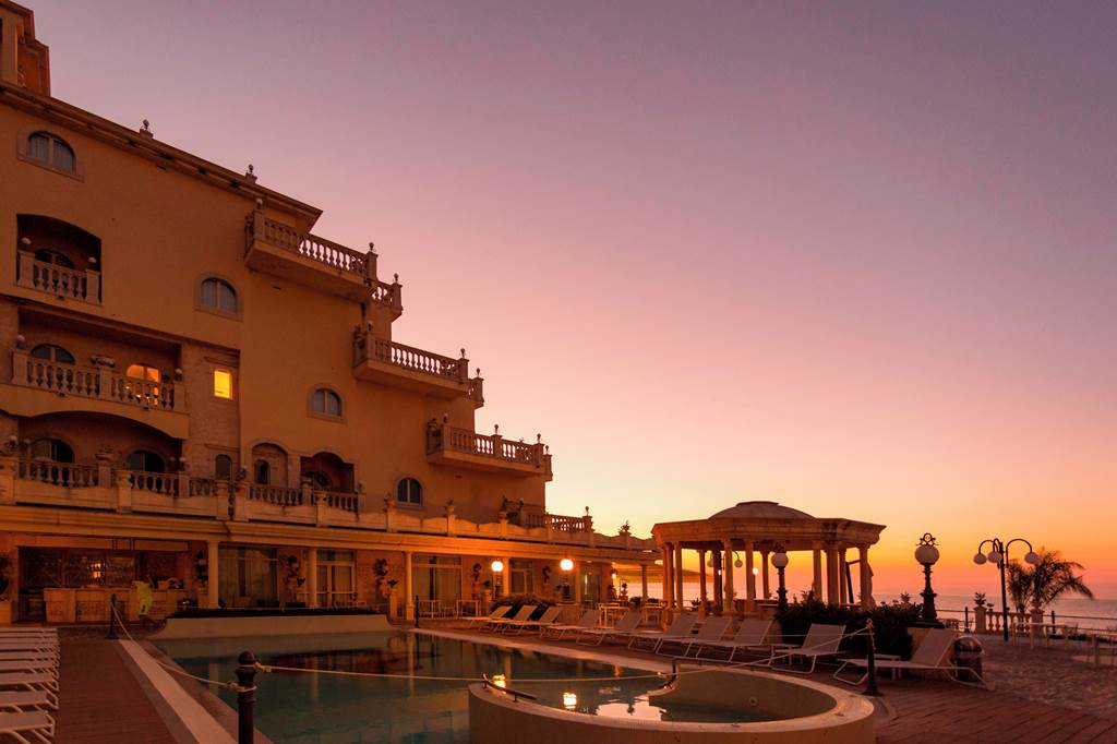 Hellenia Yachting Hotel