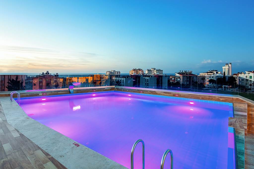 Holiday Inn Antalya Lara