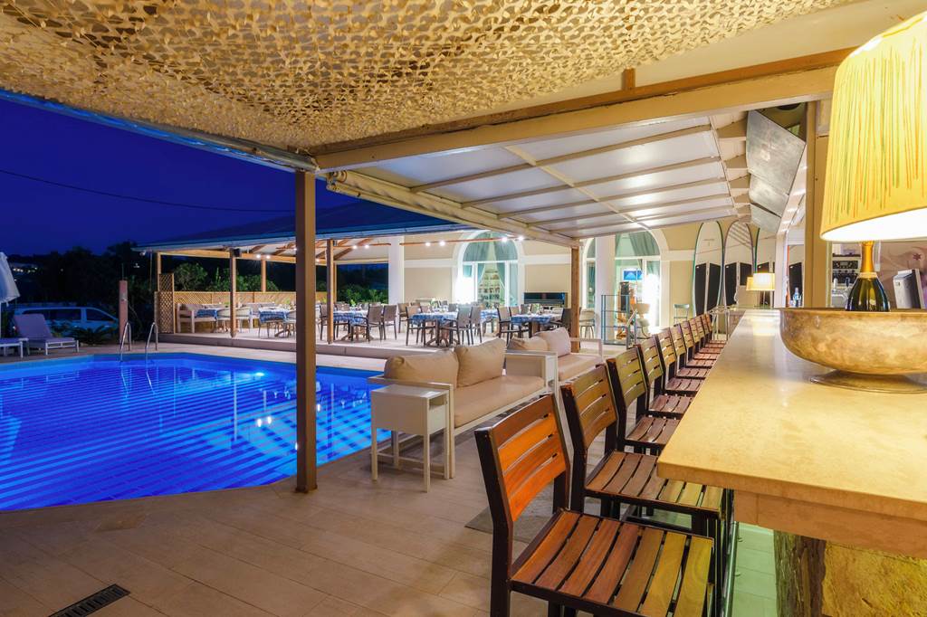 Iakinthos Tsilivi Beach