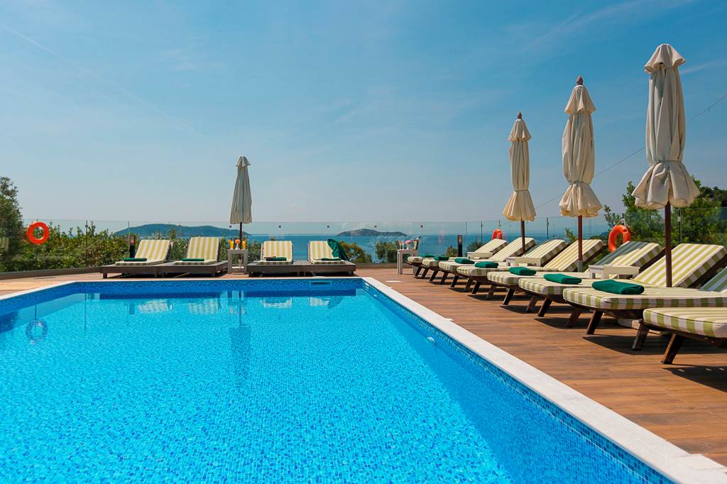 Irida Aegean View Hotel
