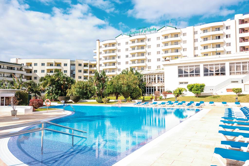 Jardins d'Ajuda Suite Hotel