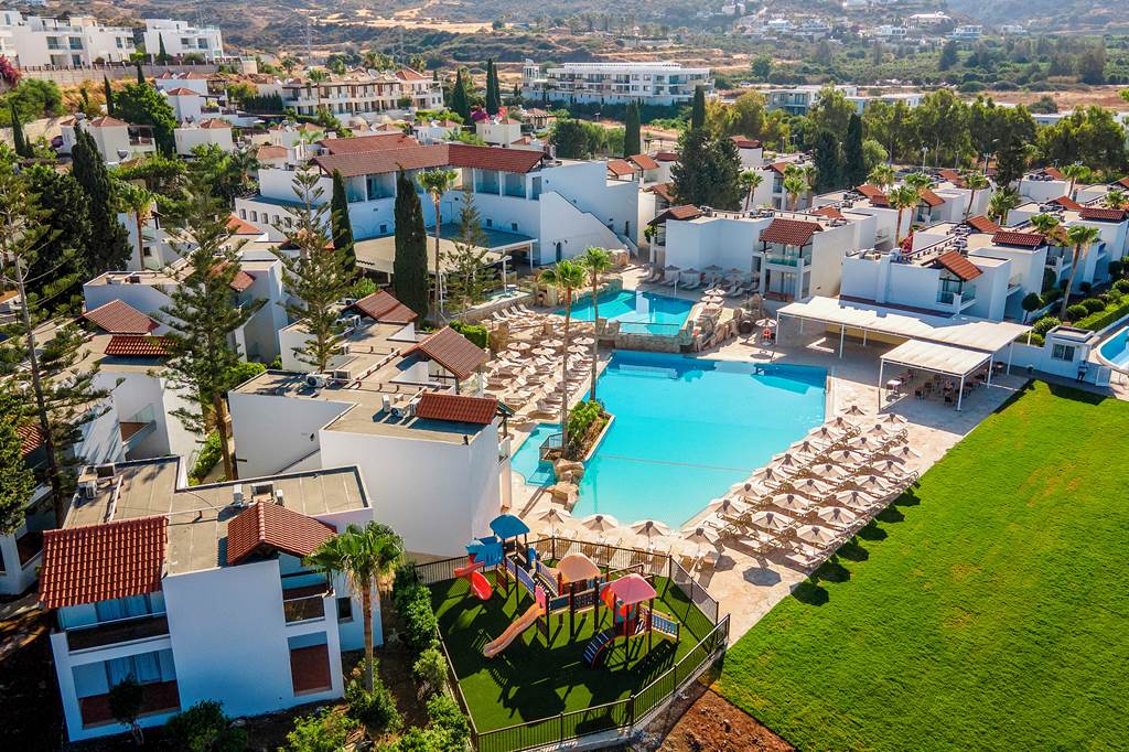 Kapetanios Aqua Resort