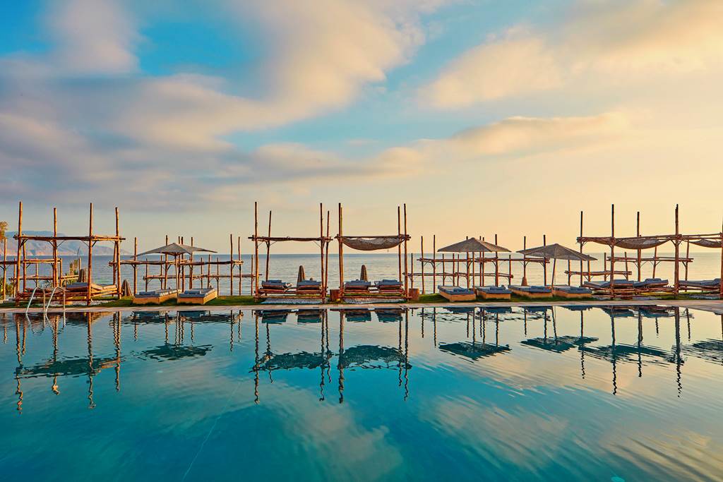 La Mer Resort & Spa