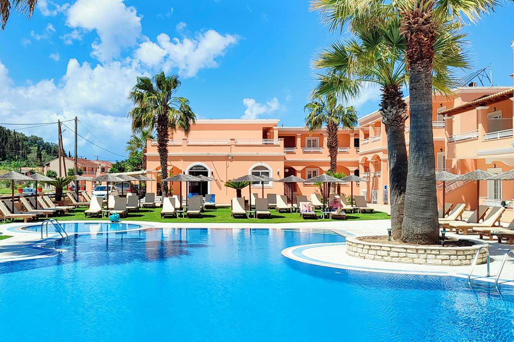 Lagoon Hotel and Apartments