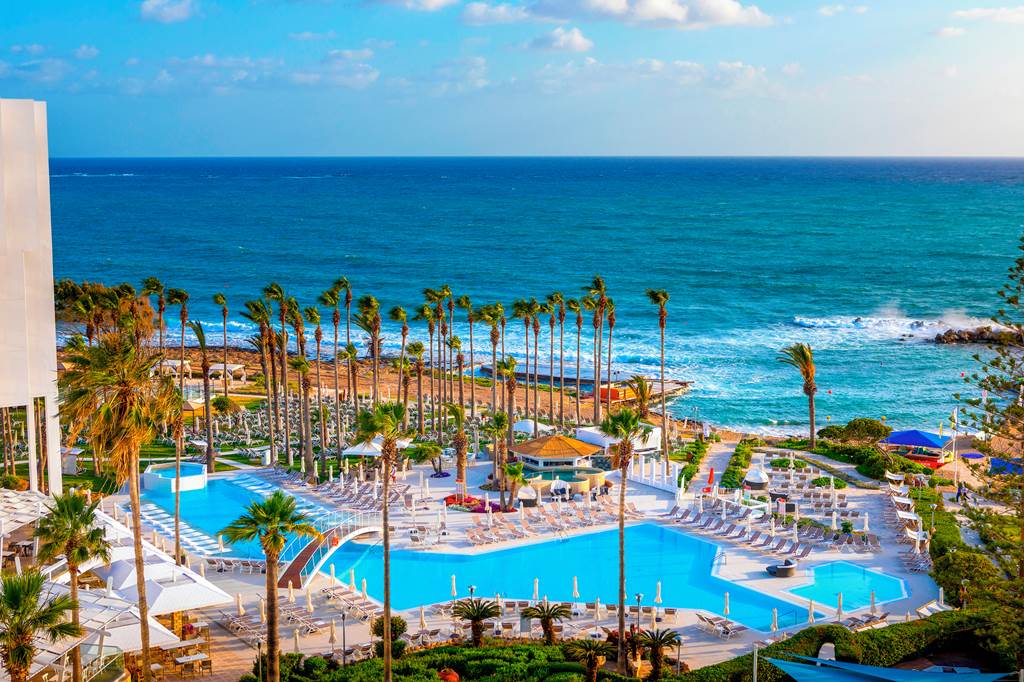 Leonardo Plaza Cypria Maris Beach Hotel & Spa