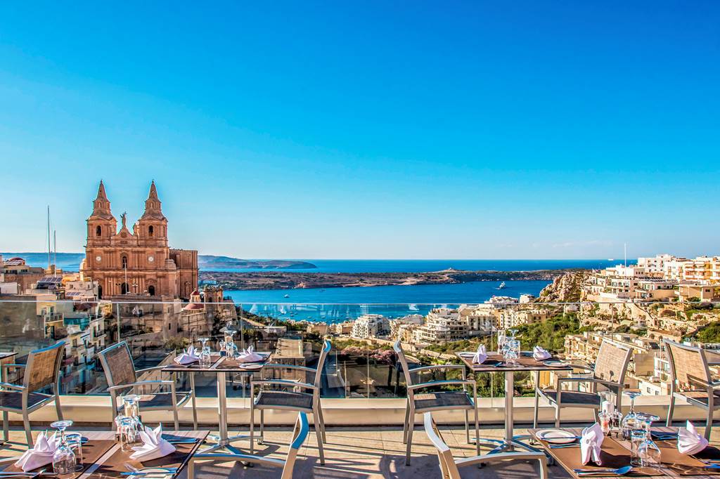 Maritim Antonine Hotel