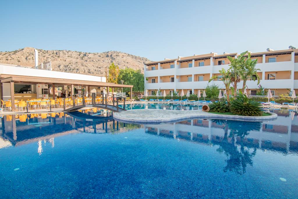 Matina Aparthotel Pefkos