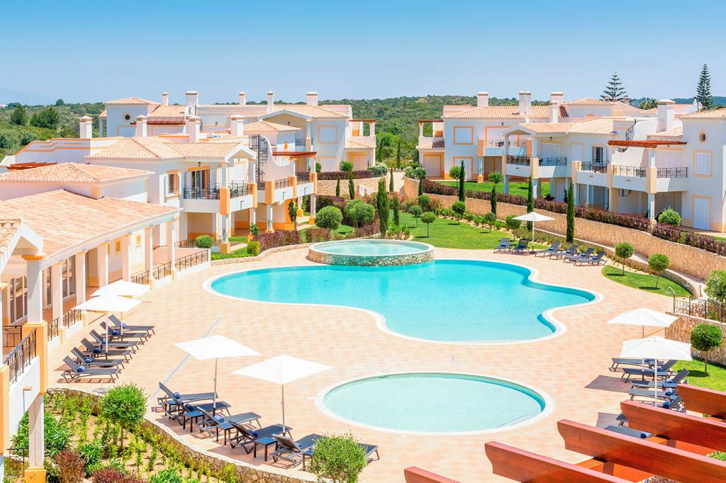 NAU Salema Beach Village