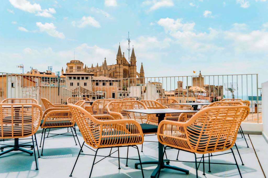 Nivia Born Boutique Hotel