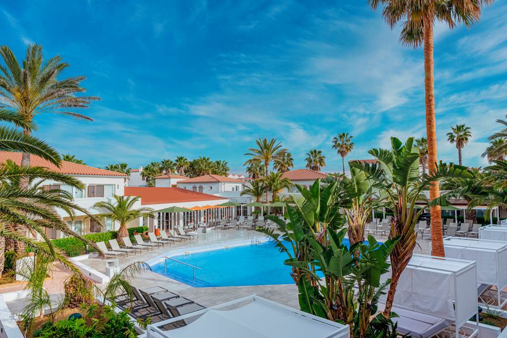 Oassium Hotel by Estival