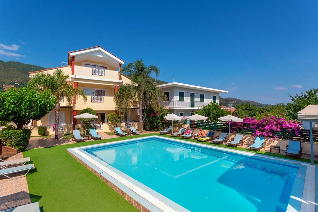 Oscar Villa and Studios