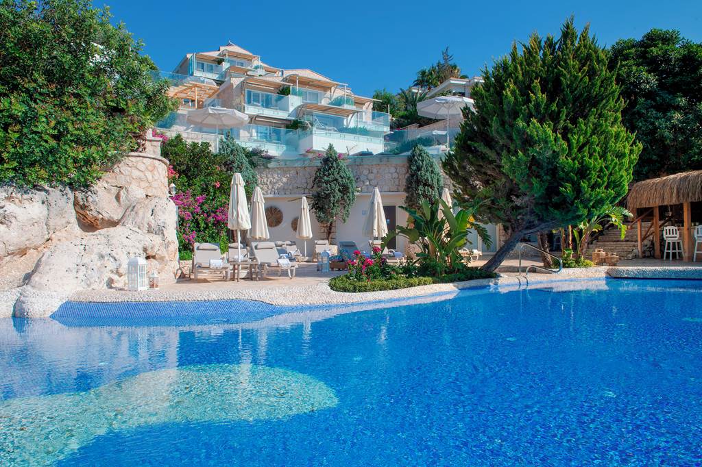 Peninsula Gardens Hotel & Beach