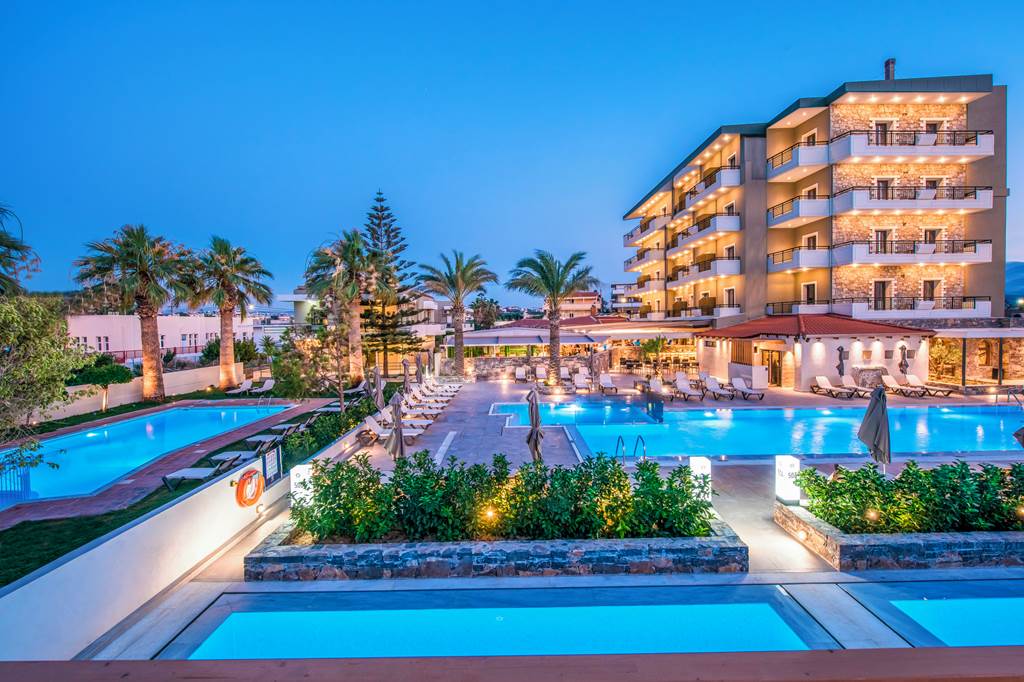 Petousis Hotel & Suites