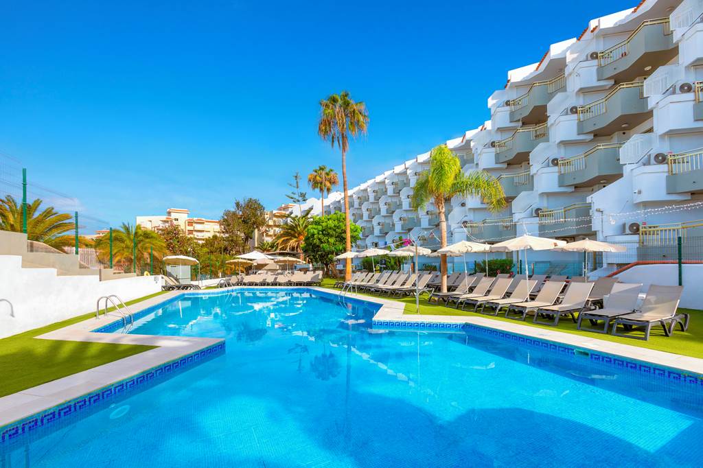 Playaolid Suites & Apartments