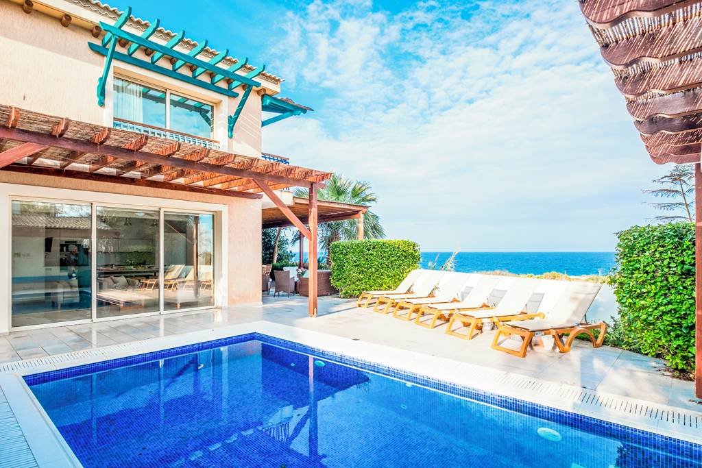 Protaras Artisan Seafront Villa 7