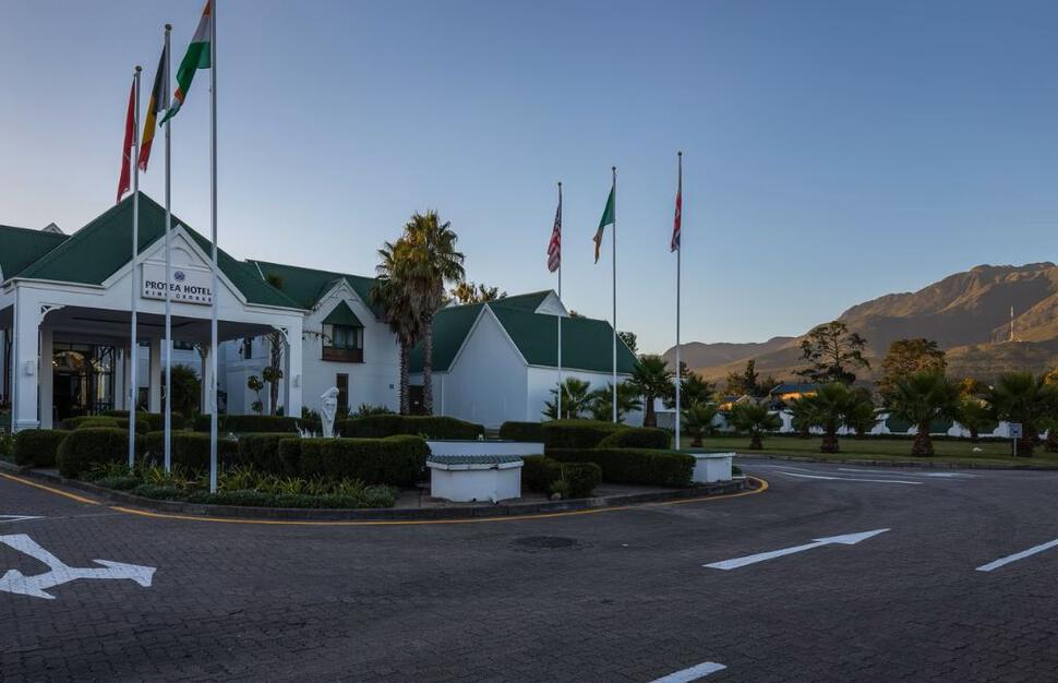 Protea Hotel by Marriott King George