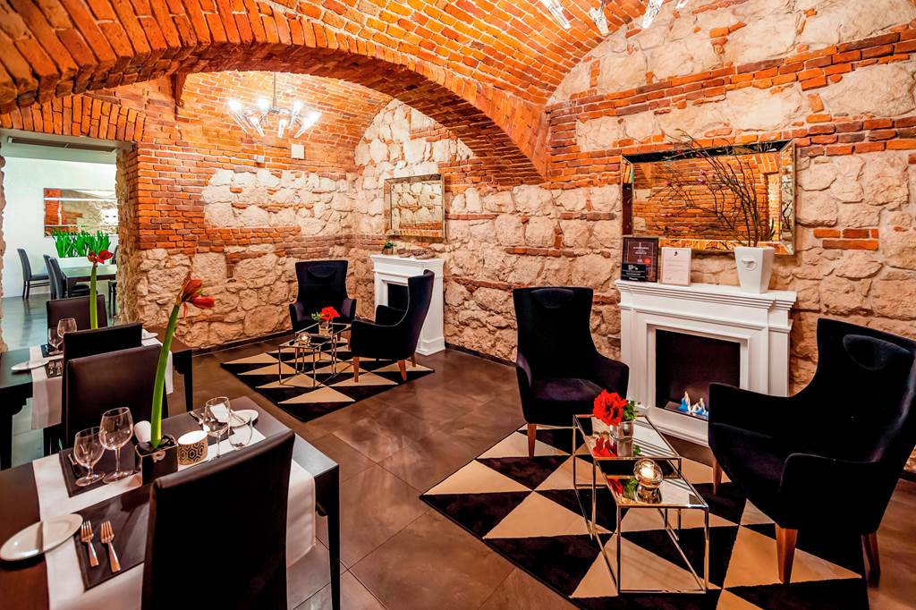 Queen Boutique Hotel