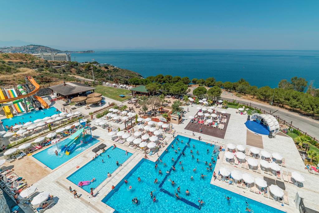 Ramada Resort by Wyndham Kusadasi & Golf
