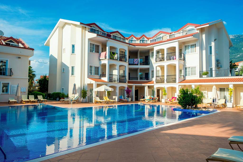 Sea Breeze Hotel & Apartments