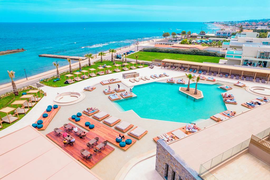 Senseana Sea Side Resort & Aquadventure