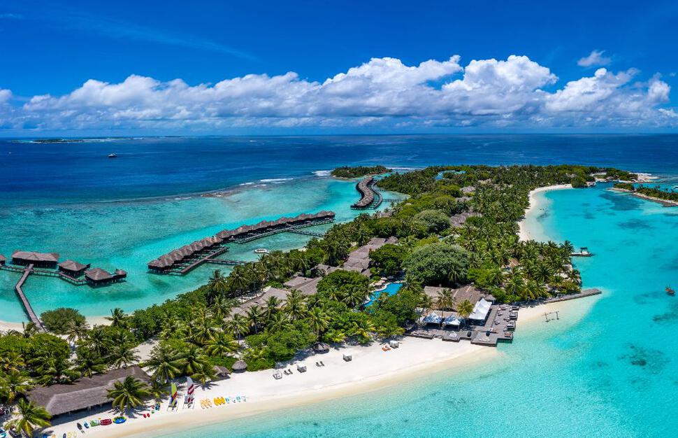 Sheraton Maldives Full Moon Resort & Spa