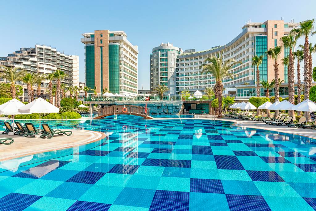 Sherwood Exclusive Lara