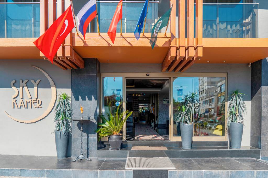 Sky Kamer Hotel