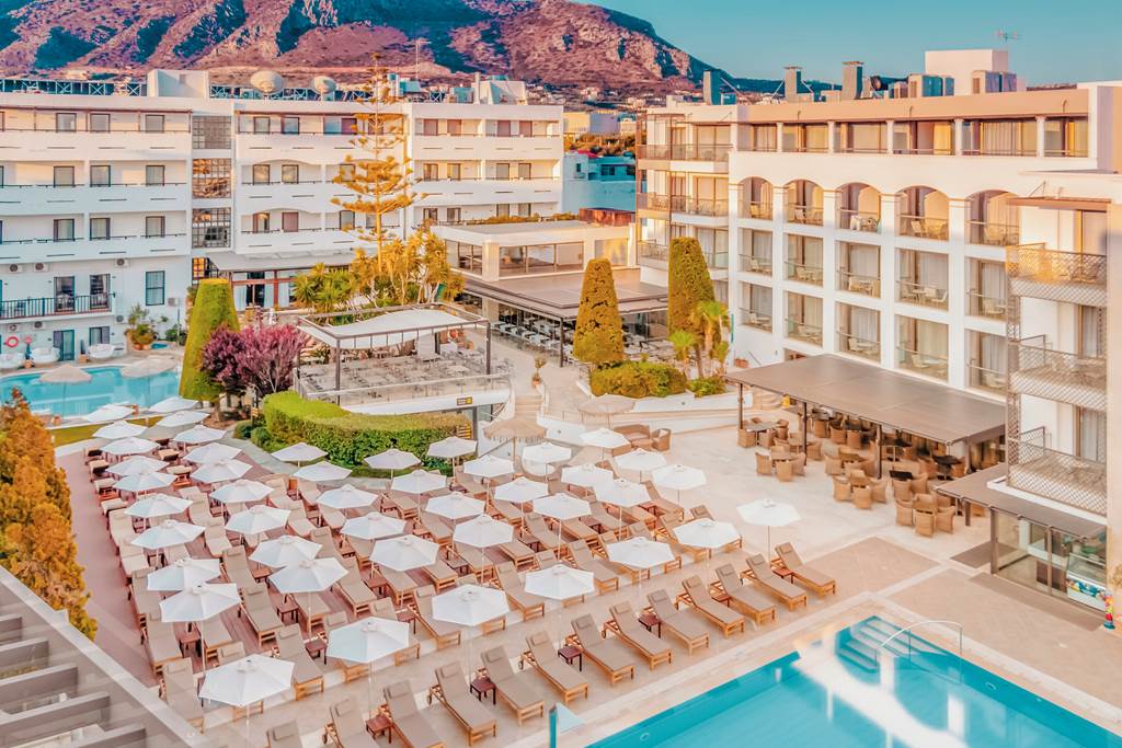 The Albatros Spa & Resort Hotel