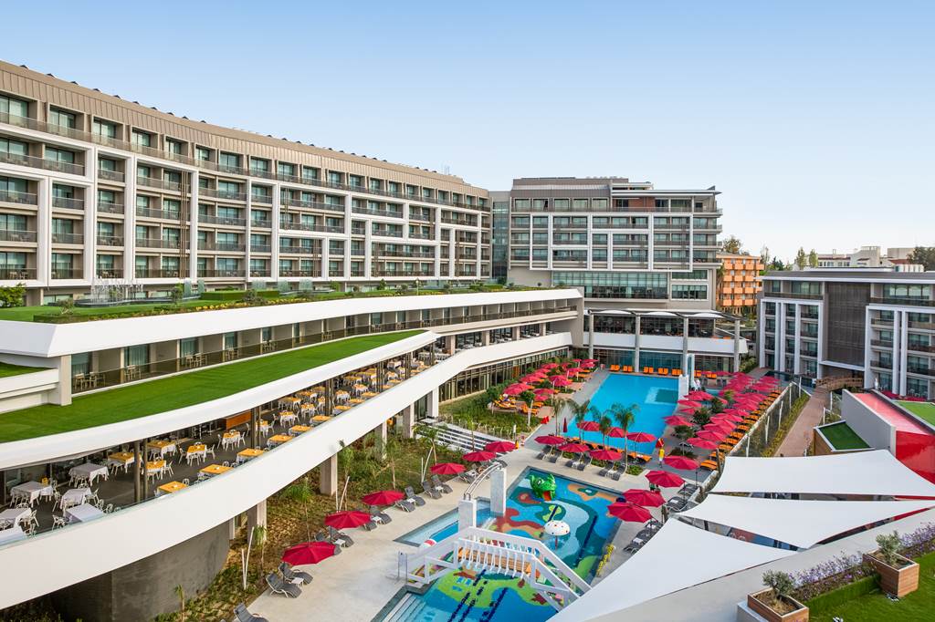 The Sense De Luxe Hotel